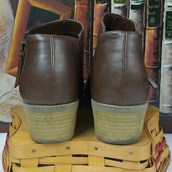 Time And Tru Brown Size 8.5 Boots - Picture 5 of 7